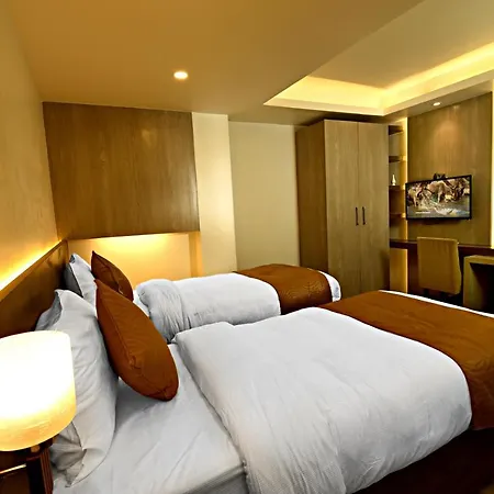 The Milestone Hotel-3